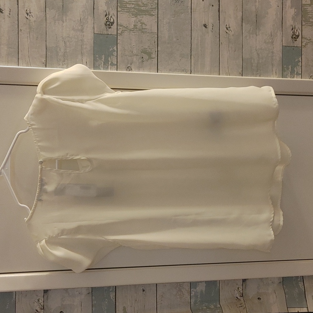 Paper Moon White Tulip Sleeve Medium Blouse - Picture 2 of 5